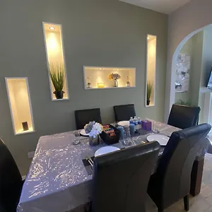  Holiday home 2br Cozy Duplex